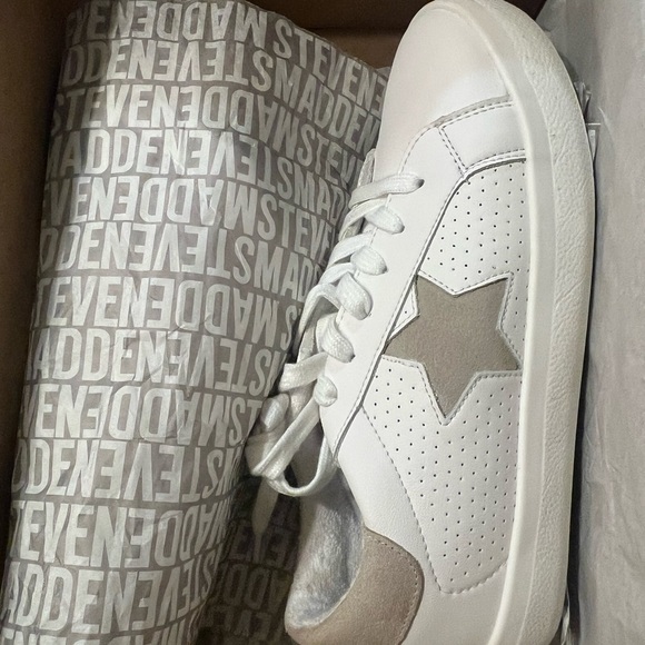 Steve Madden Shoes - COPY - Steve madden starling Ny90 size 9.5